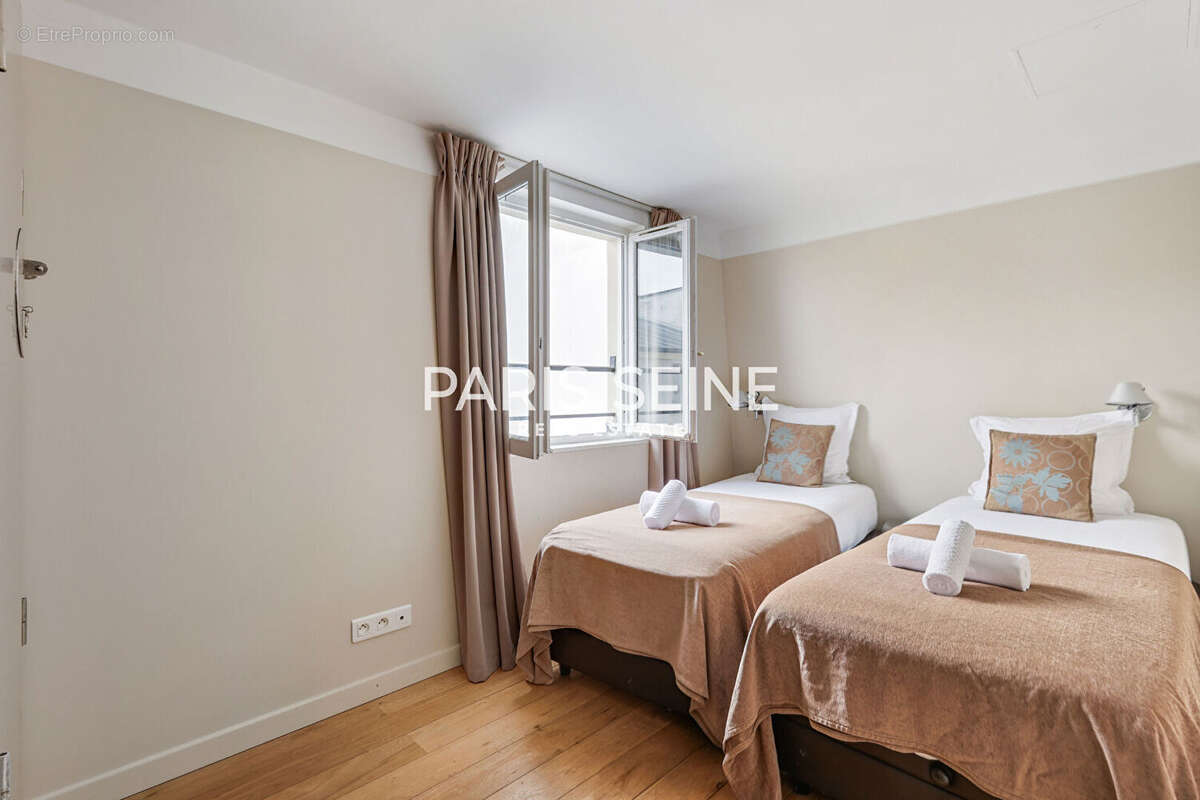 Paris Seine - Duplex en dernier étage ! - photo 7