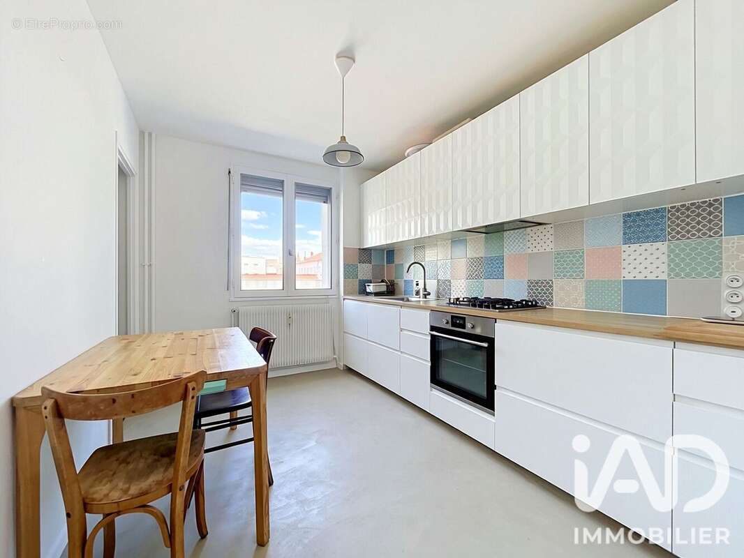 Appartement 84 m² à Villeurbanne  - photo 5