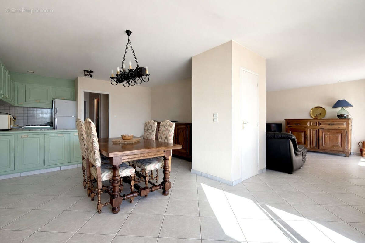Maison 244 m² à Ceyrat  - photo 7