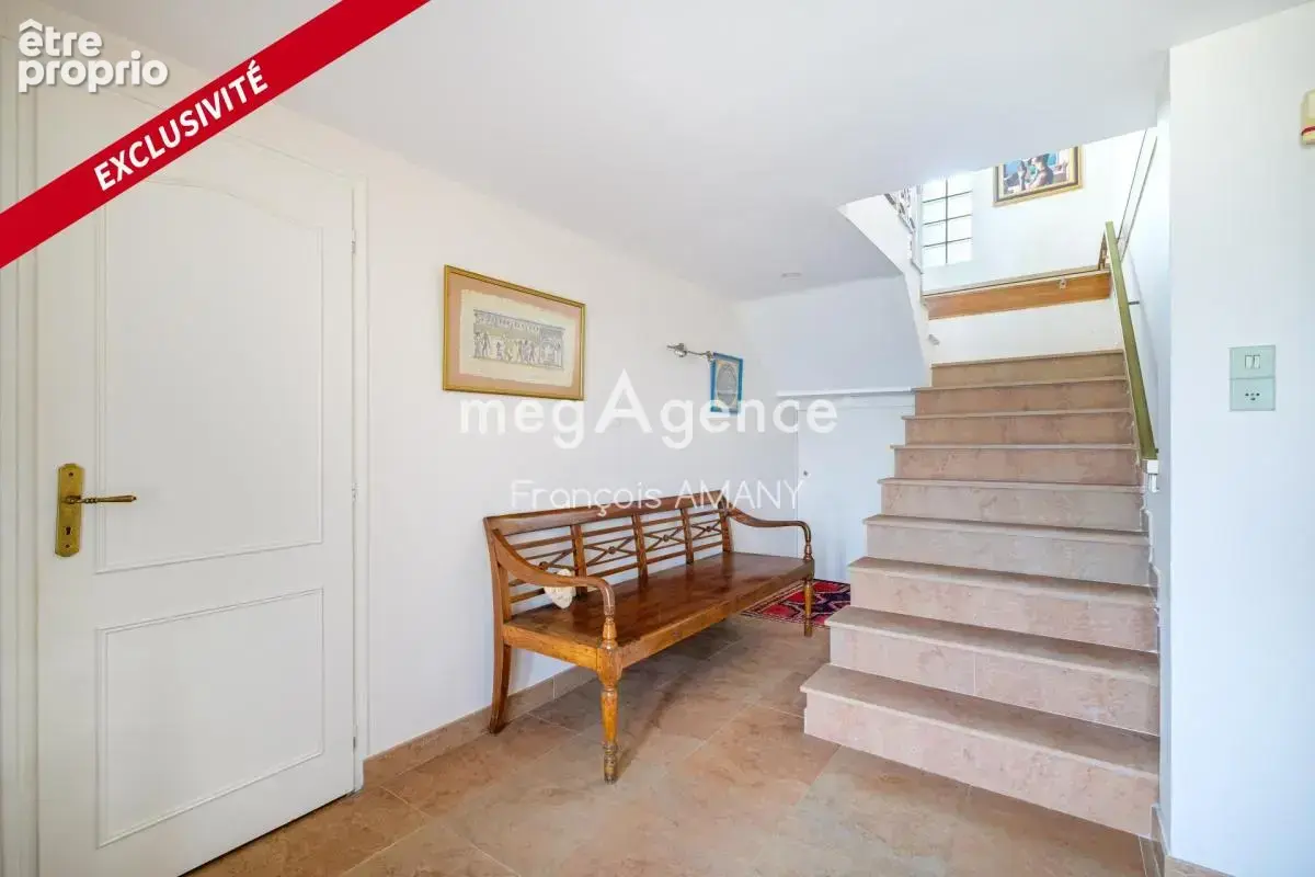 Maison familiale avec piscine au cœur du village - photo 3