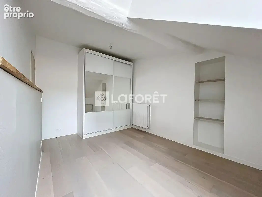 Charmant appartement rénové en plein coeur de Saint Germain en Laye - photo 11