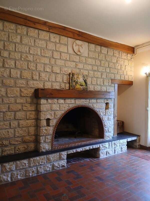 Maison à SAINT-AULAYE