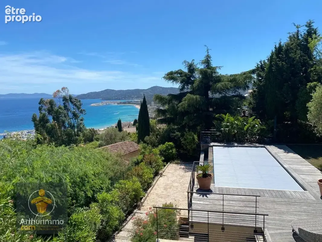 Villa contemporaine avec vue mer au Lavandou - photo 11