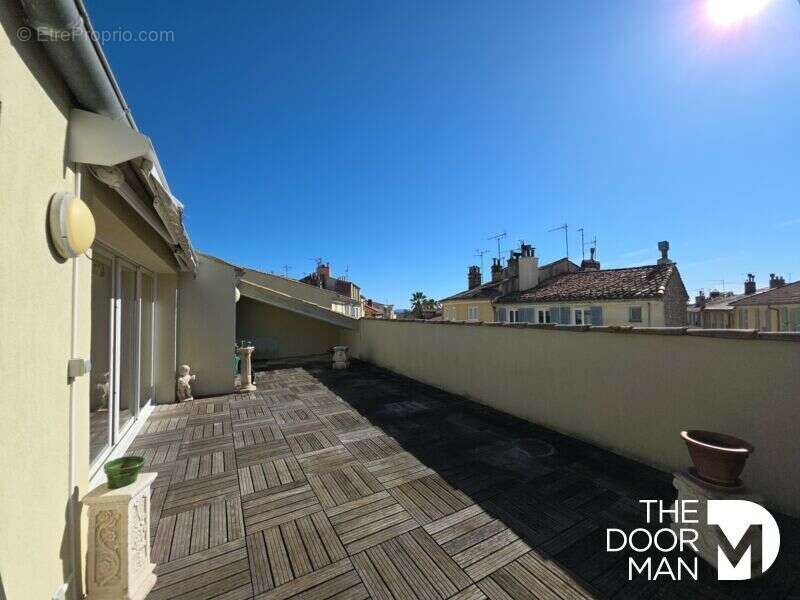 Appartement à HYERES