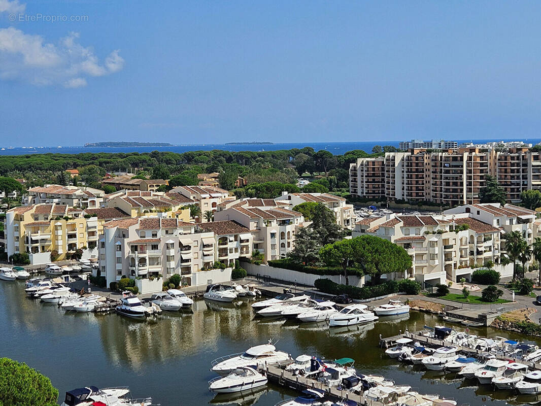 Appartement à MANDELIEU-LA-NAPOULE