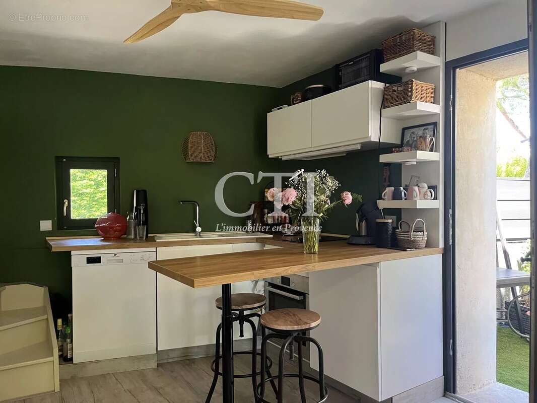 Maison à VAISON-LA-ROMAINE