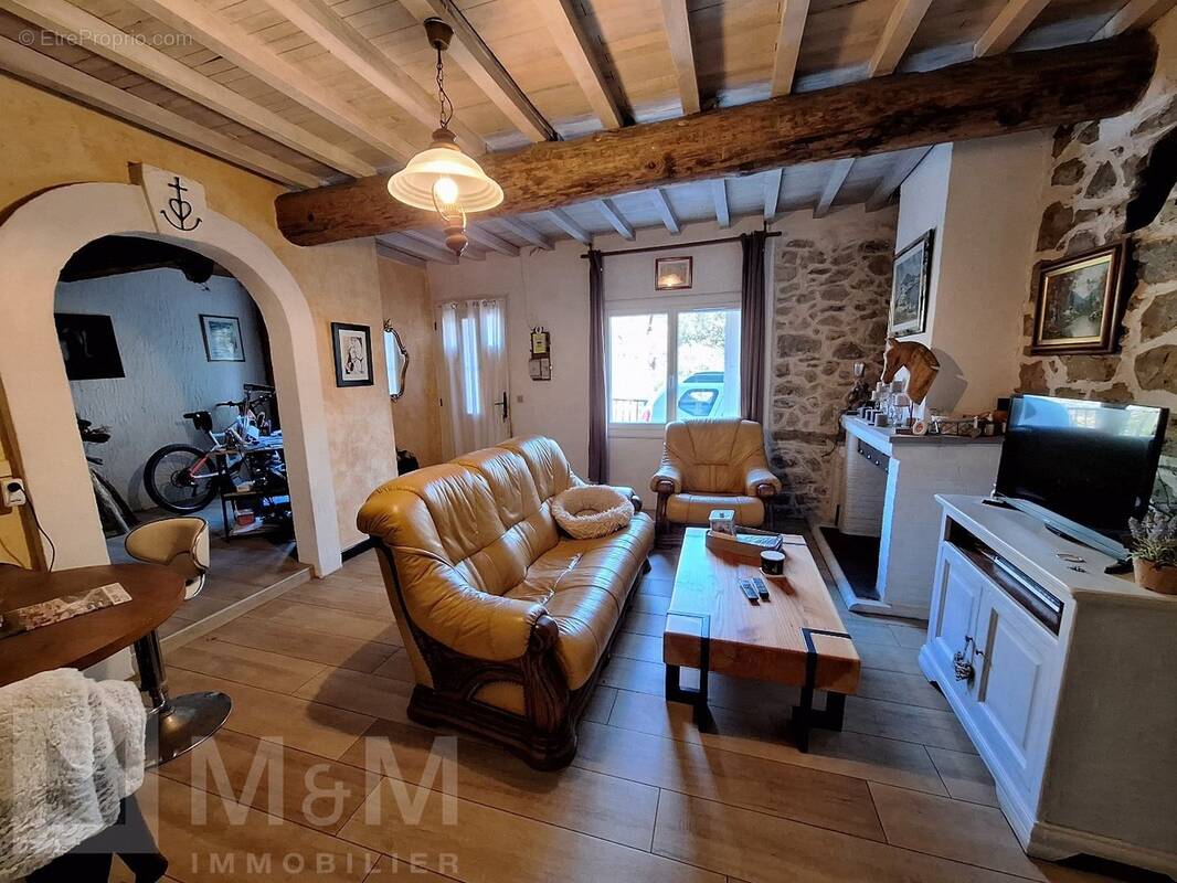 Maison à BELVIANES-ET-CAVIRAC