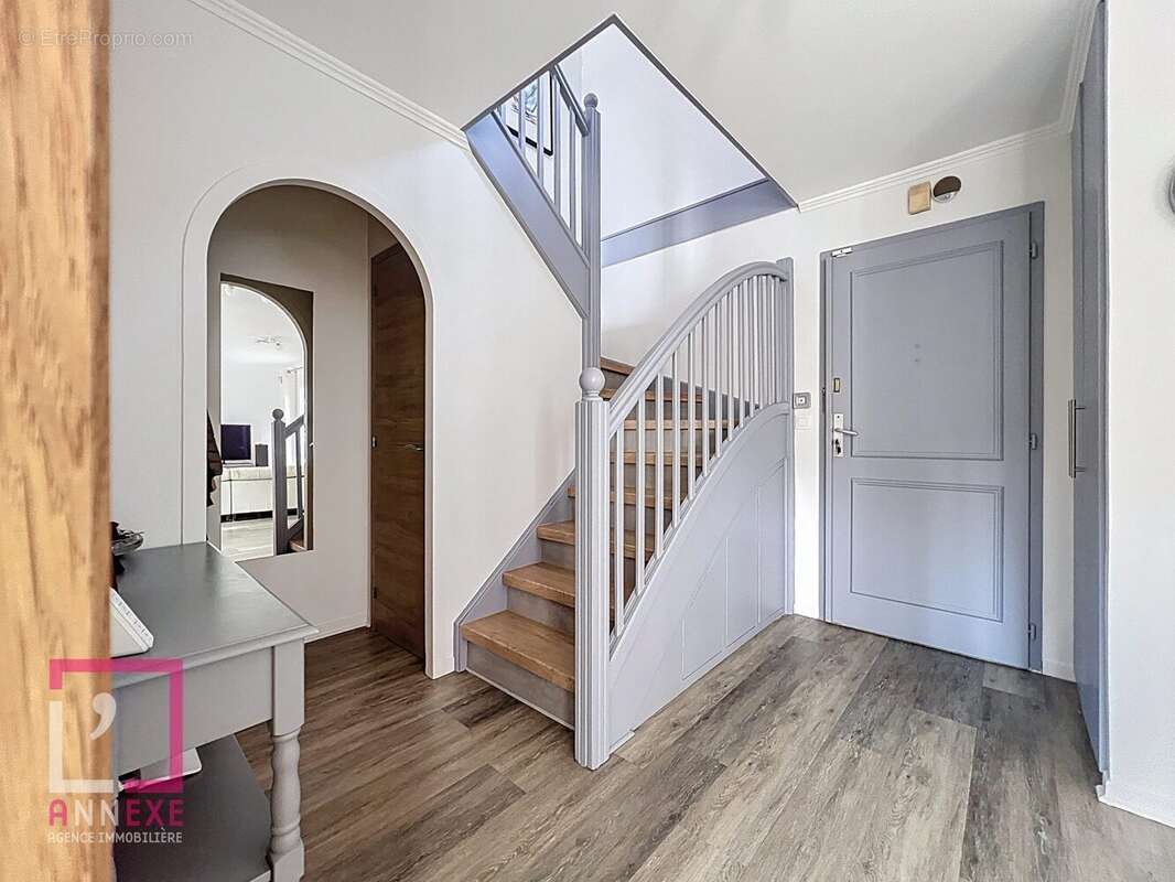 Maison à CAILLOUX-SUR-FONTAINES