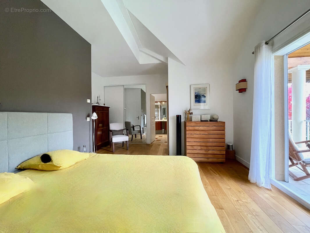 Maison à DIVONNE-LES-BAINS