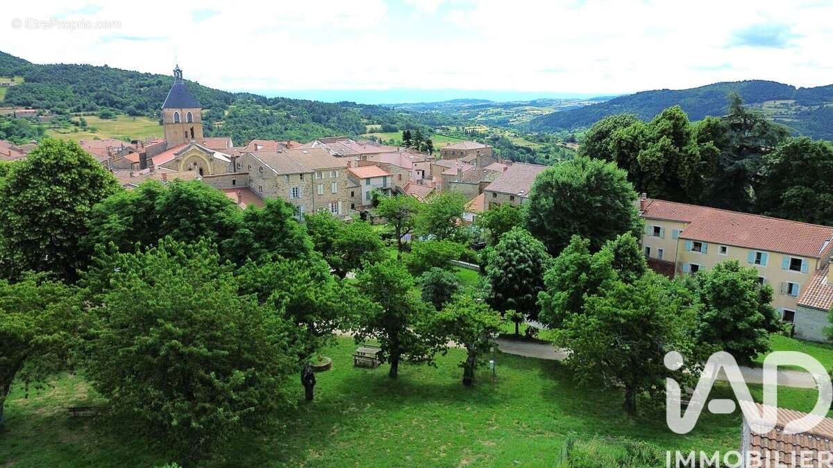 Maison 174 m² à Saint-Felicien  - photo 3