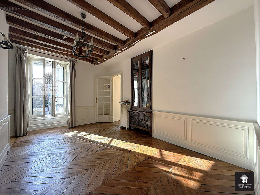 Appartement à VERSAILLES