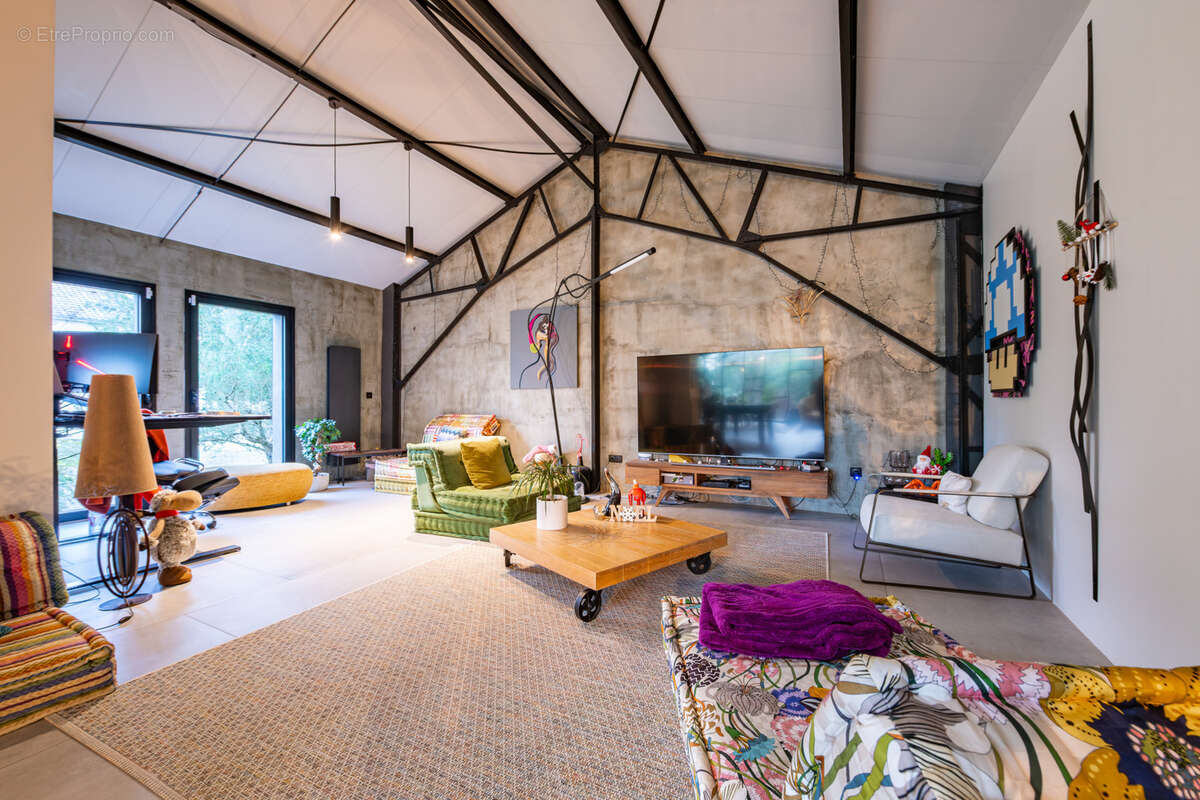 Maison à LA ROCHETTE