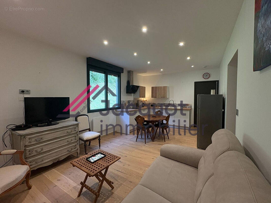 Appartement à CHAMPAGNOLE