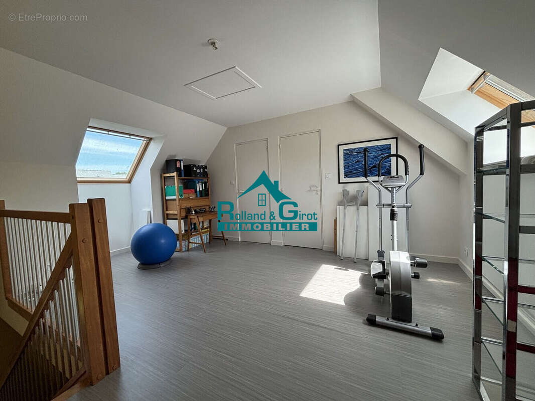 Maison à SAINT-SULPICE-LA-FORET