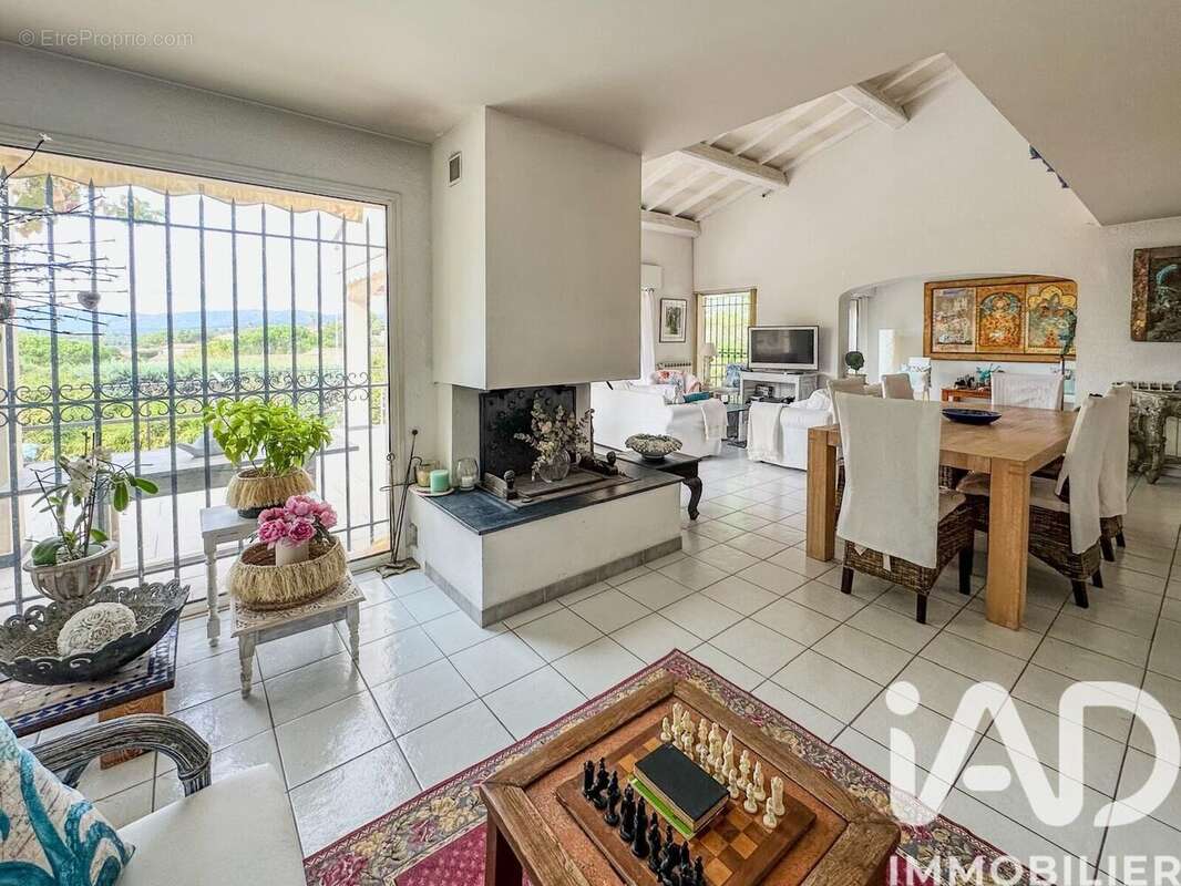 Photo 6 - Maison à FREJUS