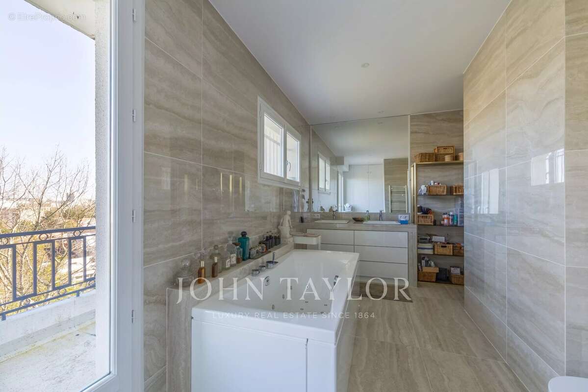 Appartement à LE BOUSCAT