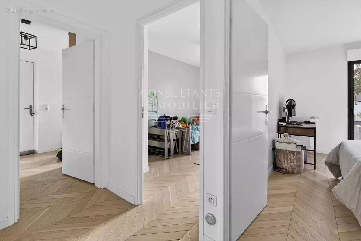 Appartement à ISSY-LES-MOULINEAUX