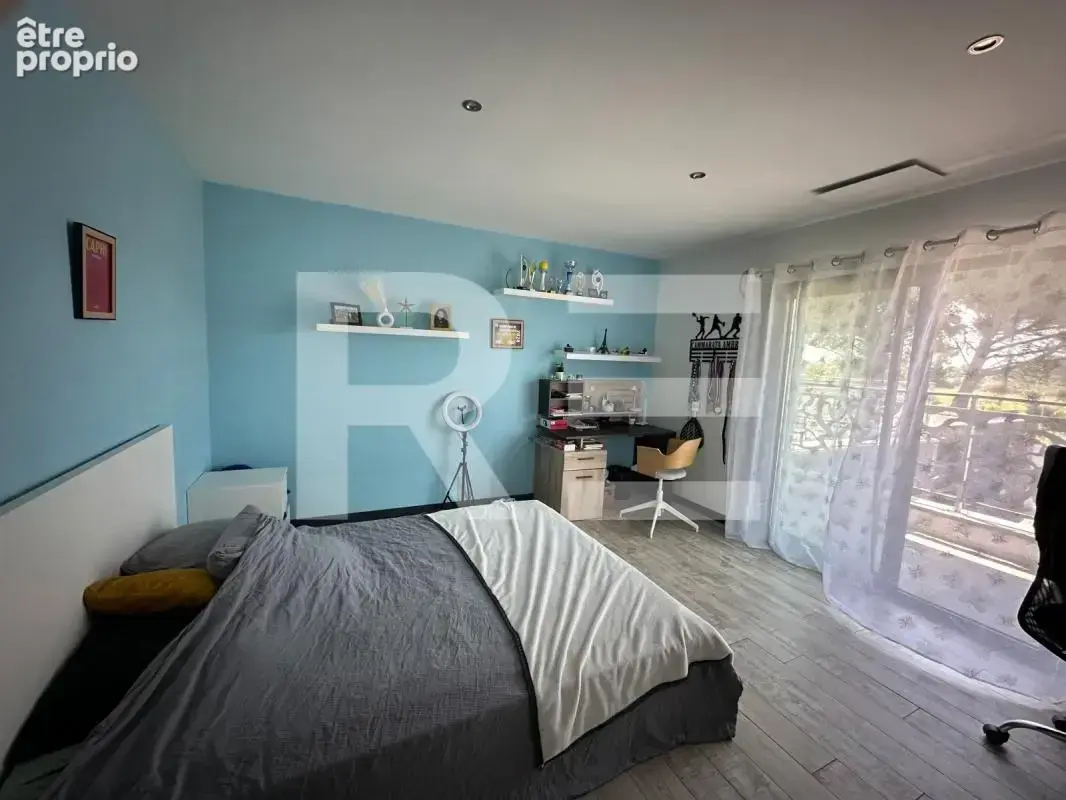 Villa d'exception 317 m2 avec piscine à Aigues-Mortes - photo 7