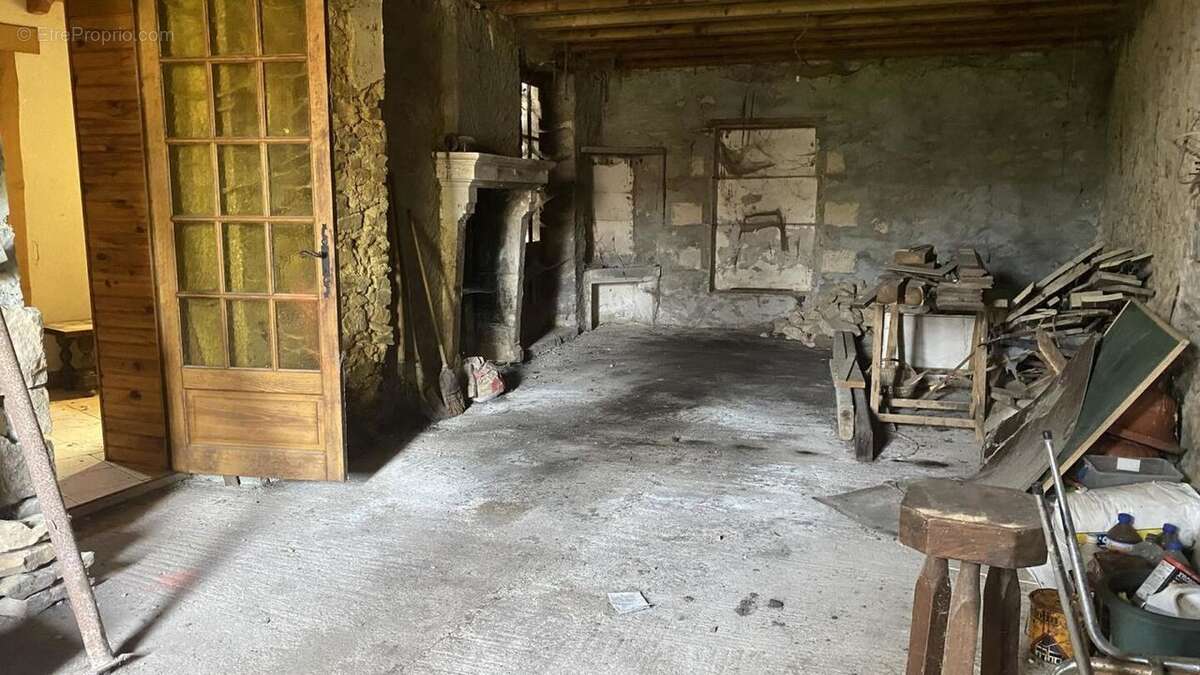 Maison à MONTEMBOEUF