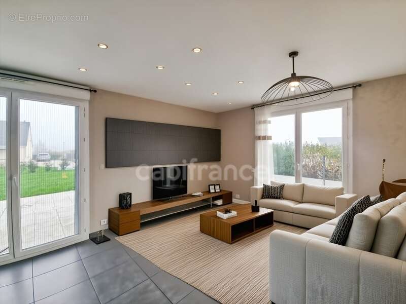 Maison à SAINT-LOUP-DE-VARENNES