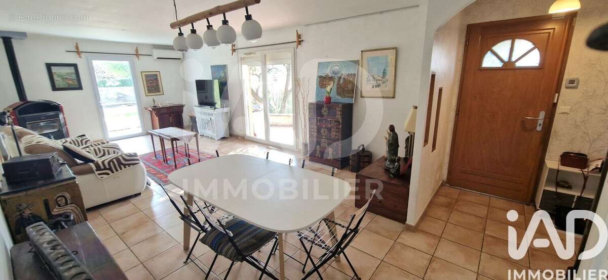 Maison 115 m² à Saint-Dionizy  - photo 6