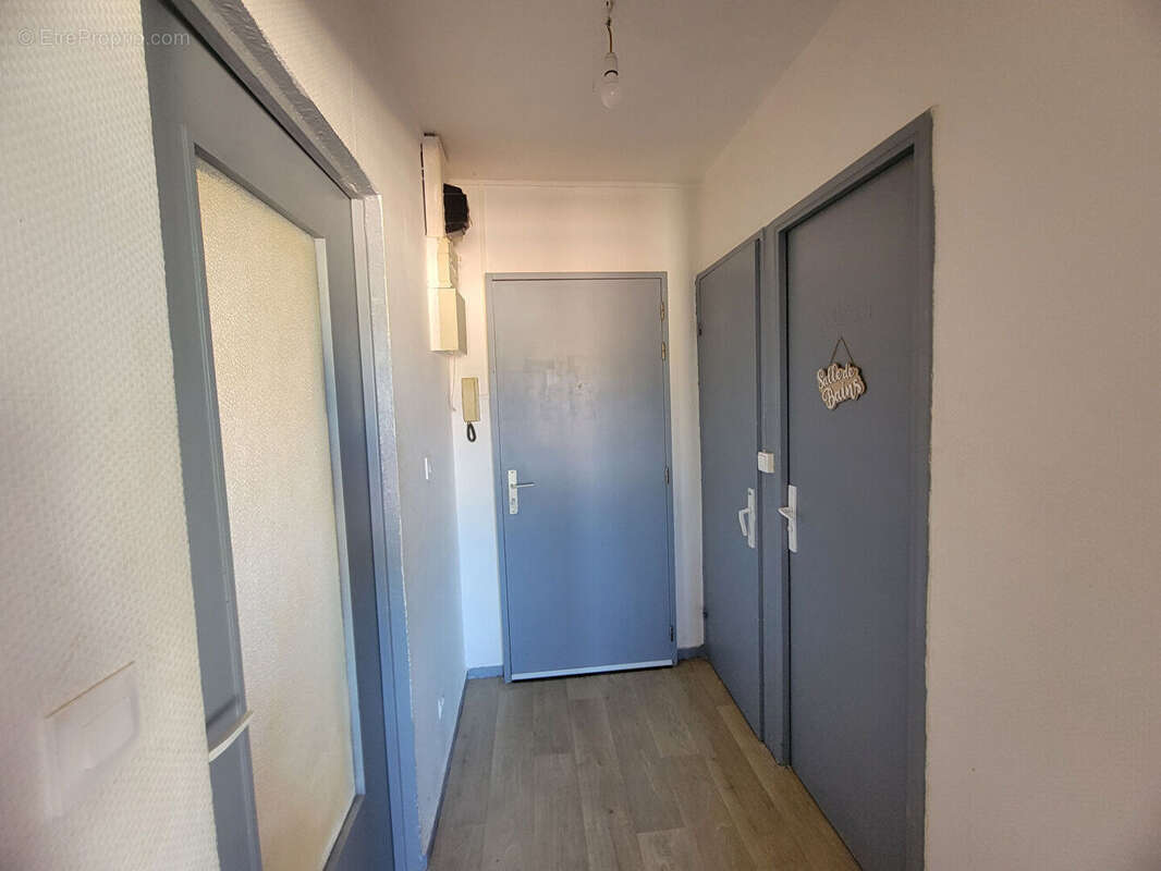 Appartement à CHENOVE