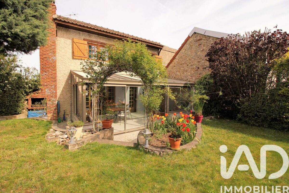 Photo 1 - Maison à VILLECRESNES