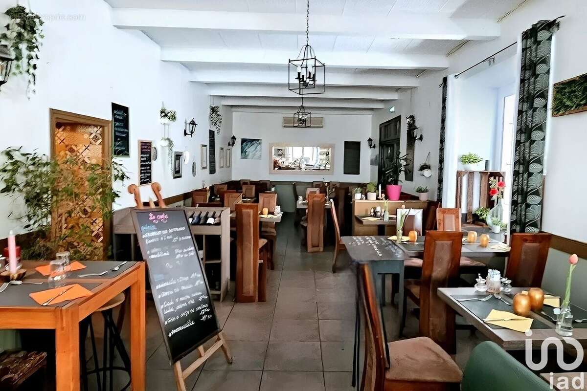 Photo 3 - Commerce à SAINT-ETIENNE-DES-SORTS