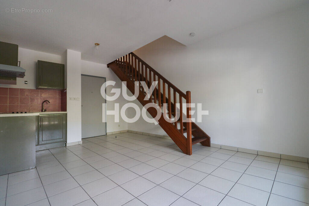 Appartement 2 pièces 37 m² · à Saint-Denis · 36,5 m² · 110 000 €
