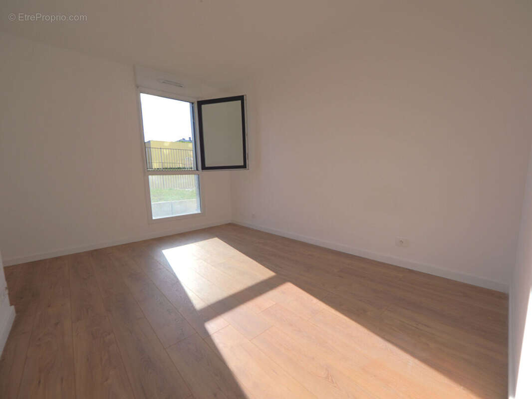 Appartement à ROMAINVILLE