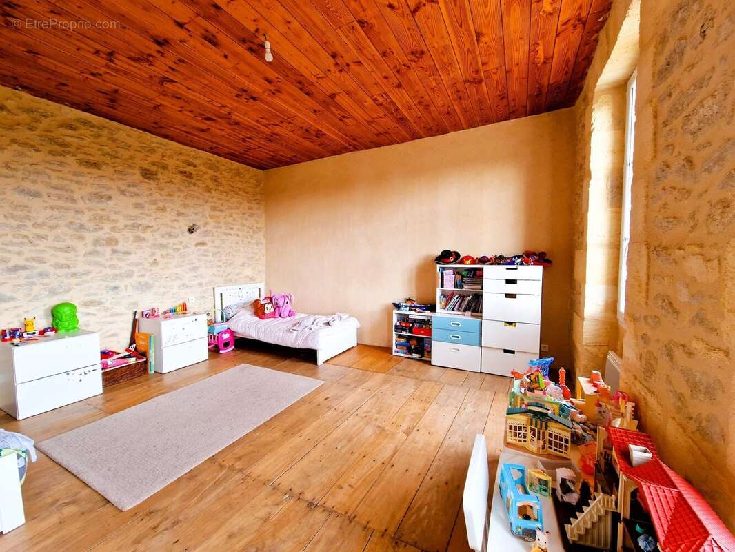 Maison à SAUVETERRE-DE-GUYENNE