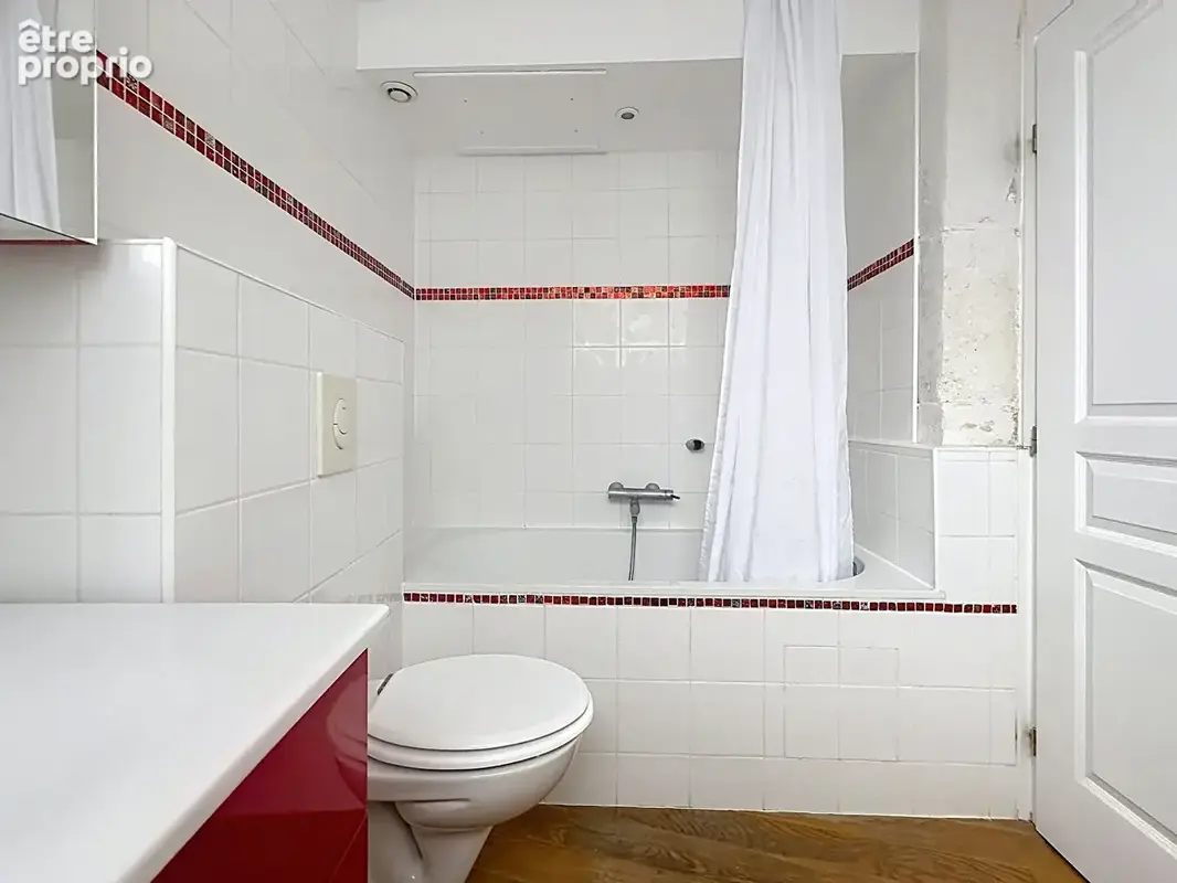 Vieux Lille, superbe maison du 18 ième entièrement rénovée de 110 m², 3 chambres, terrasse , cave - photo 6
