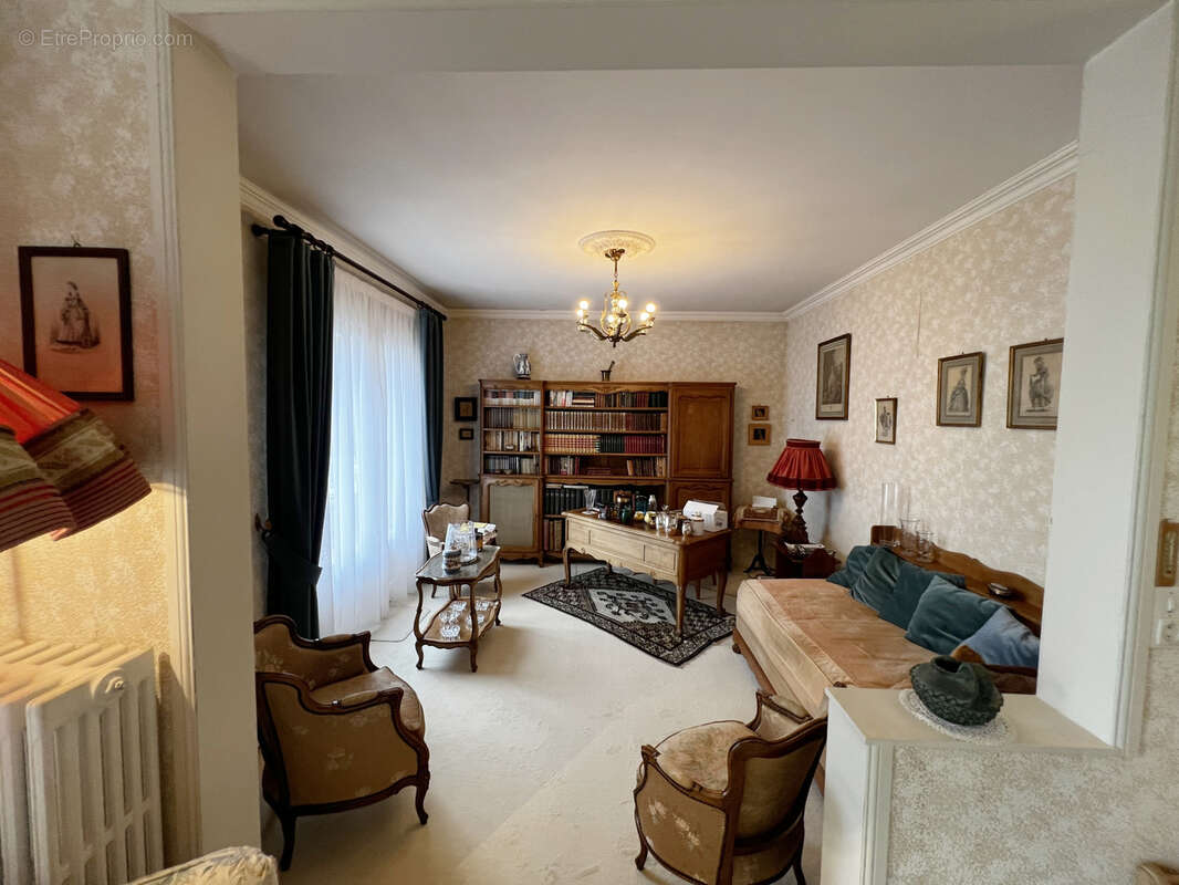 Maison à CHATELLERAULT