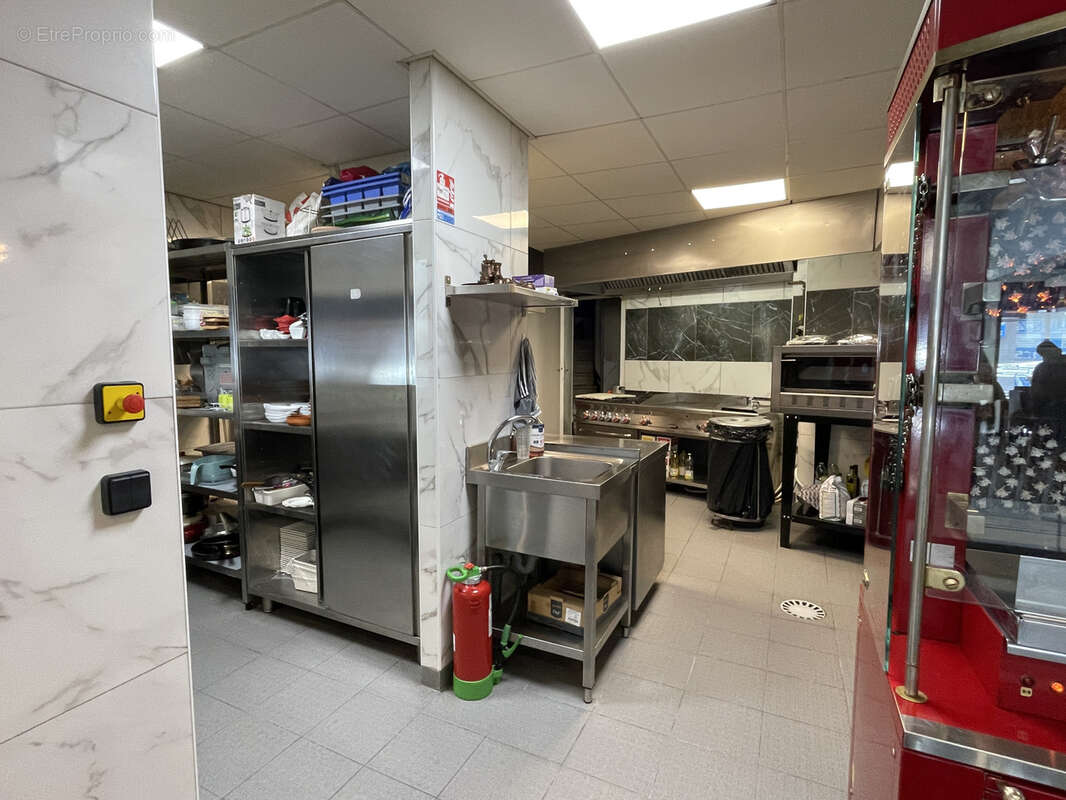 Commerce à MARSEILLE-4E