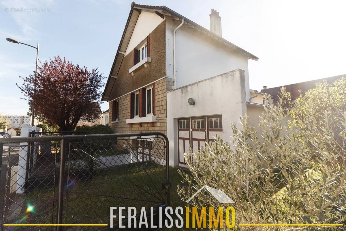 Maison à CONFLANS-SAINTE-HONORINE
