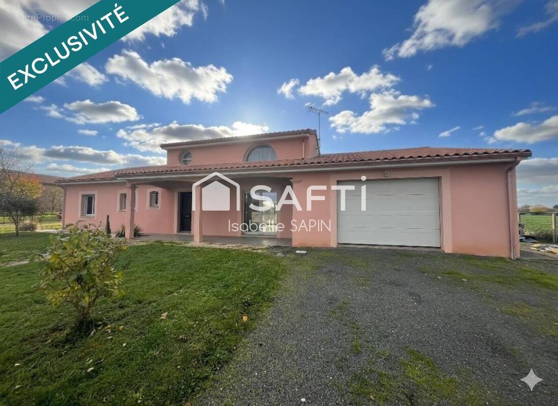 Photo 1 - Maison à LE ROCHEREAU