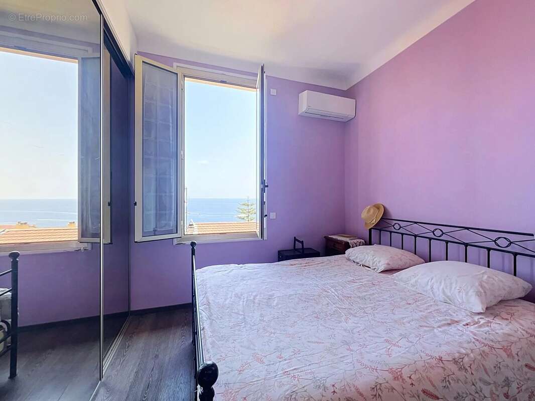 Cap d'Ail – Superbe 4 pièces avec vue mer exceptionnelle à deux pas de Monaco - photo 9