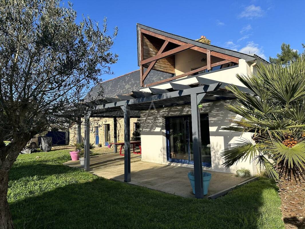 Maison à LOCOAL-MENDON