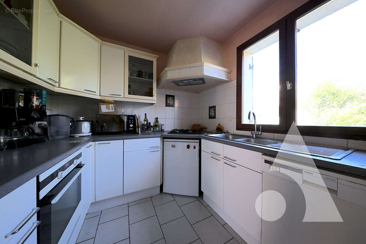 Maison à SAINTRY-SUR-SEINE