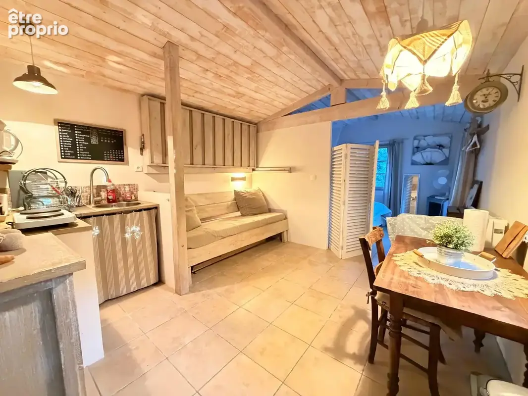 POULX Magnifique maison 5 pièces de 150 m2 avec piscine chauffée et mazet rénové - photo 20