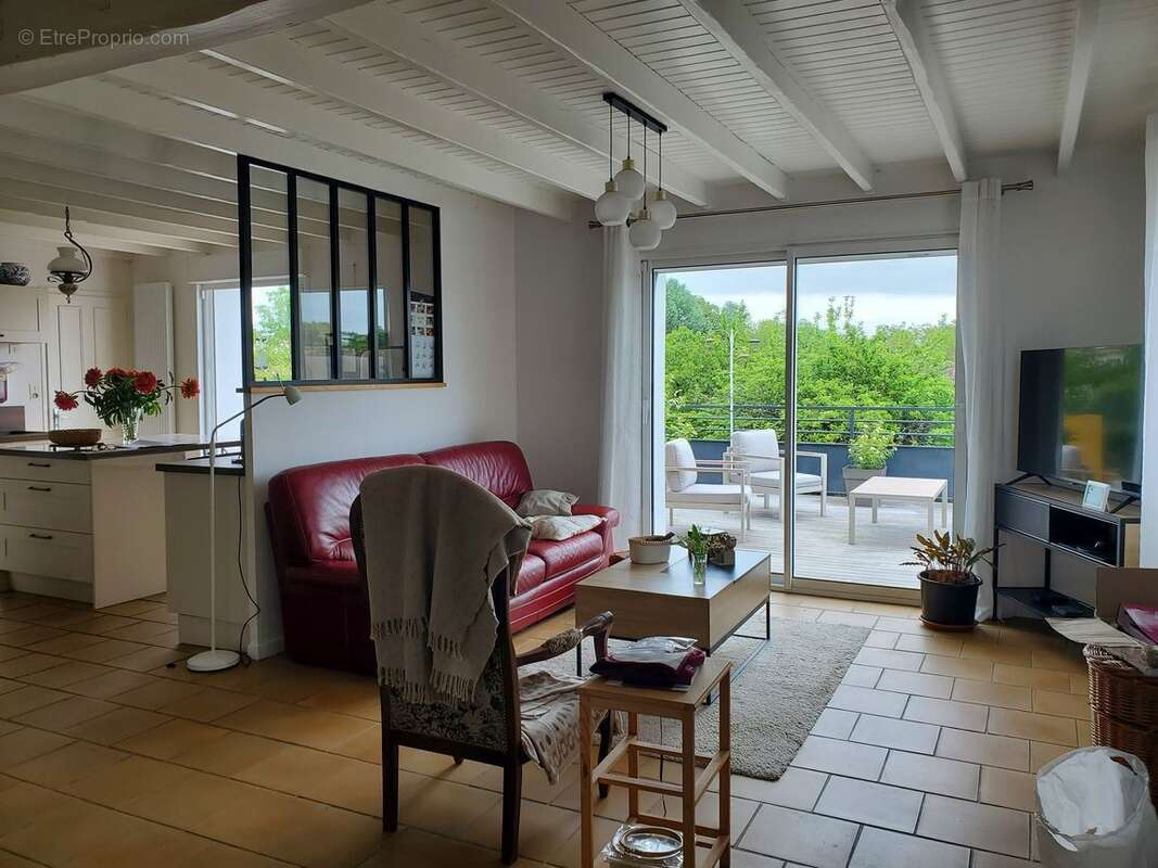 Maison à CHAMPNIERS