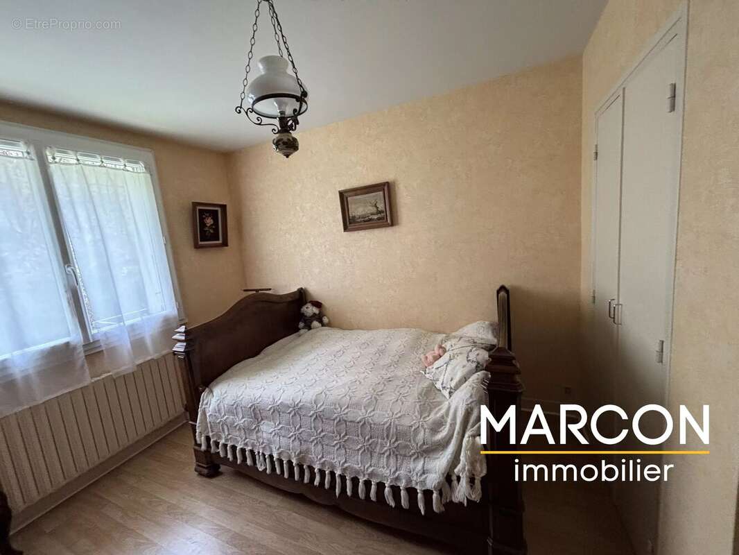Maison à AUBUSSON