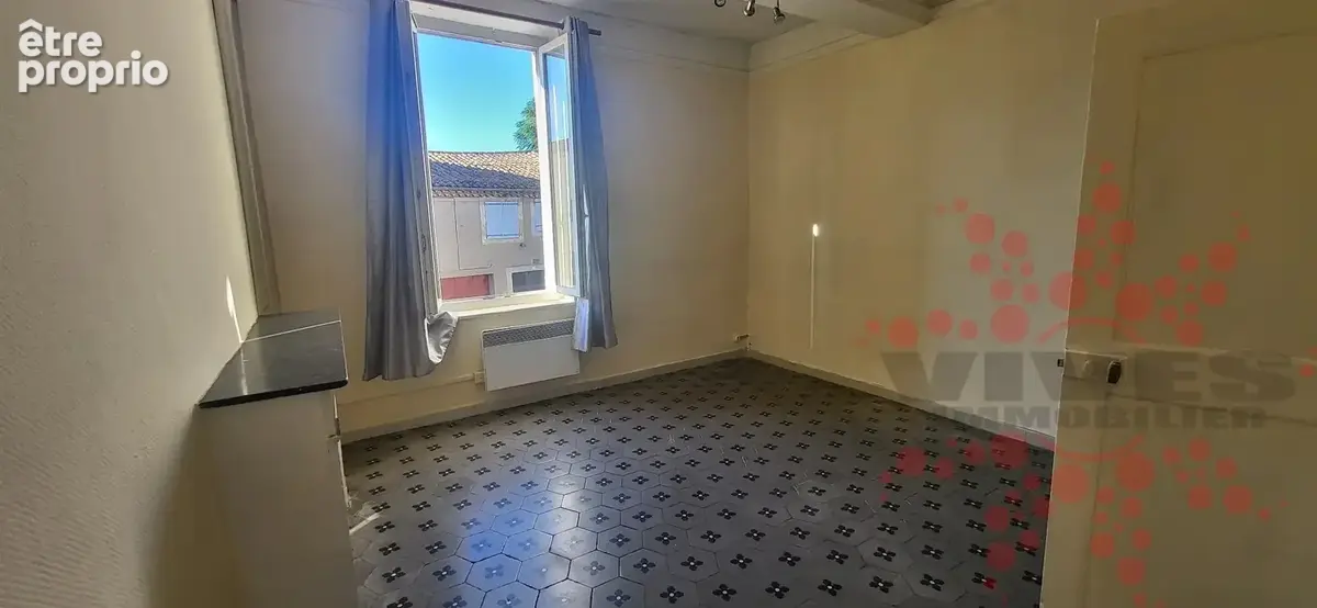 Immeuble de 3 lots avec potenteil de développement - photo 1