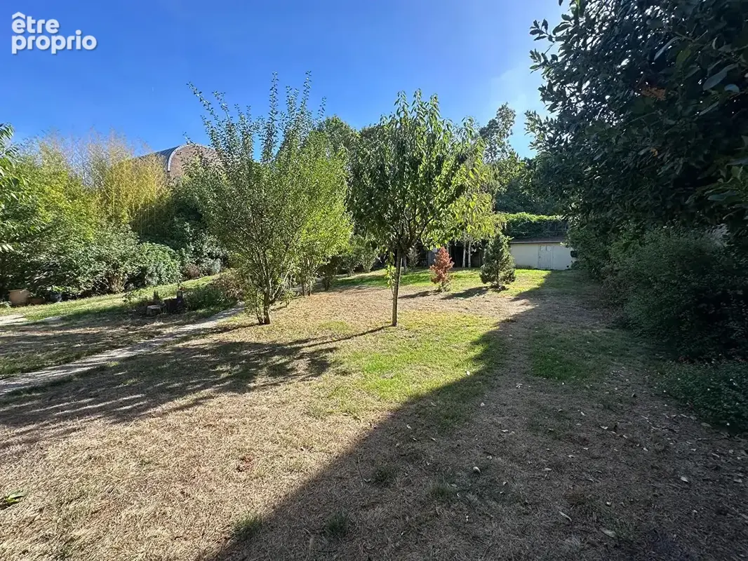 Terrain à CLAMART