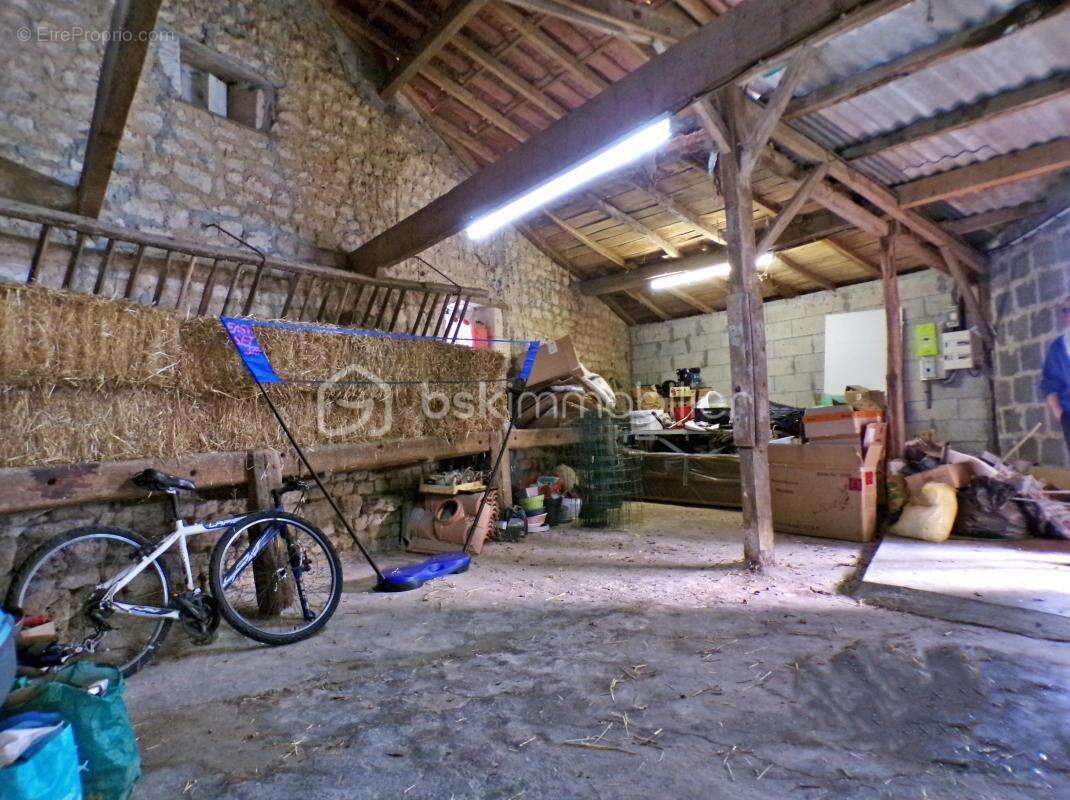 Maison à SAINT-PORCHAIRE