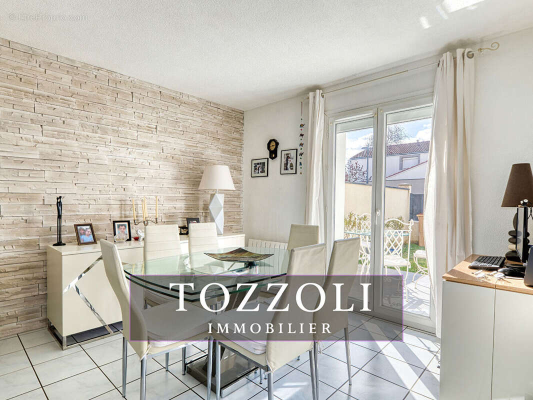 Maison à LA VERPILLIERE