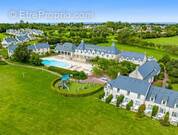 Appartement à PORT-EN-BESSIN-HUPPAIN