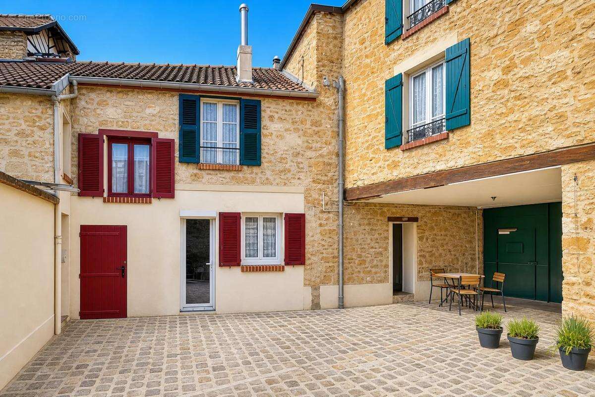 Appartement à VAUREAL