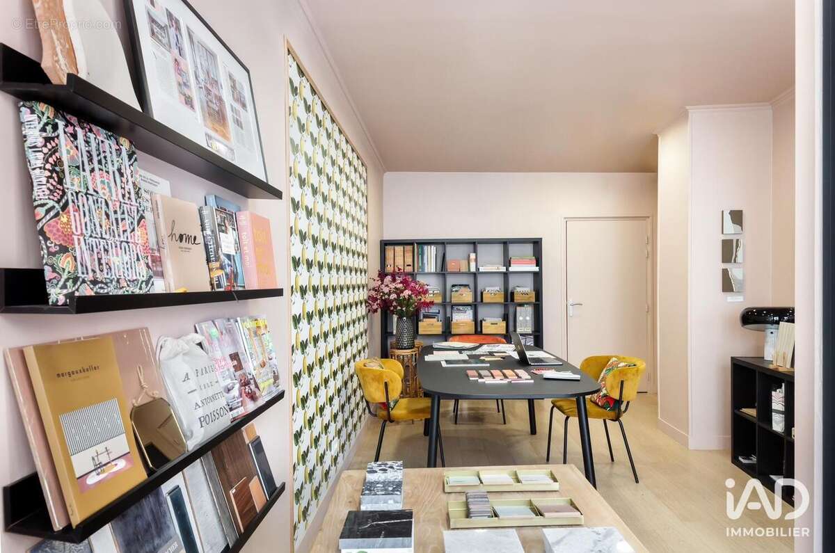 Photo 2 - Commerce à SCEAUX