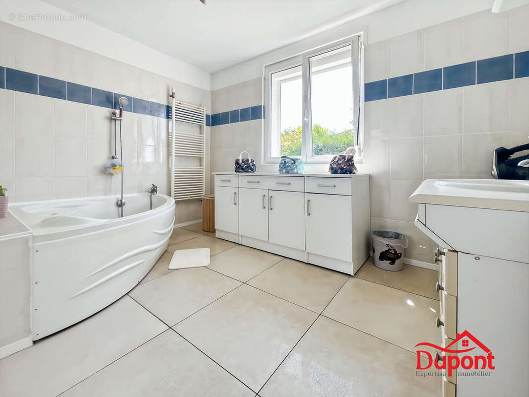 Maison 69 m² à Grugies  - photo 7